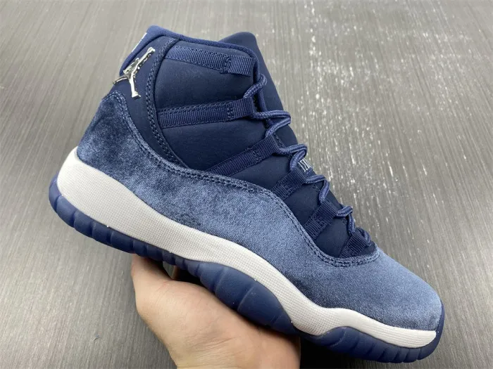 Cheap Air Jordan 11 Velvet WMNS Midnight Navy AR0715-441 0114