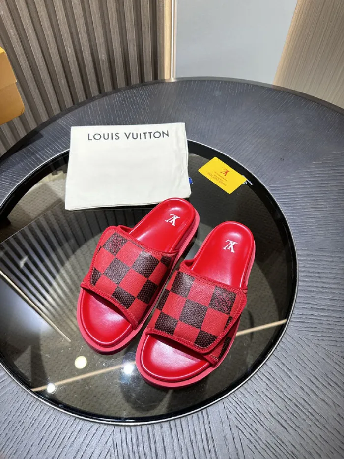 LV Miami Mule 24052715 0113