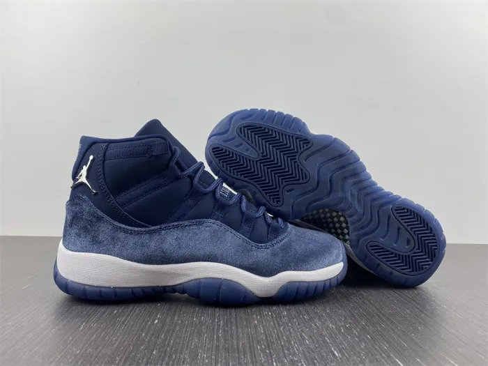 Cheap Air Jordan 11 Velvet WMNS Midnight Navy AR0715-441 0114